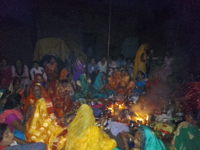 पुत्रों के दीर्घायु कामना के लिए माताओं ने रखा व्रत