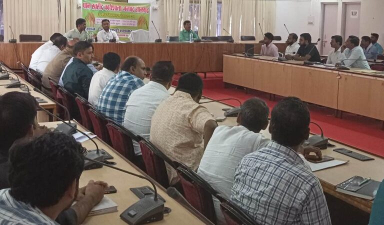 अपर जिलाधिकारी नें धान खरीद से संबंधित उपकरण एवं अन्य व्यवस्थाएं दुरूस्त करने के निर्देश दिए।