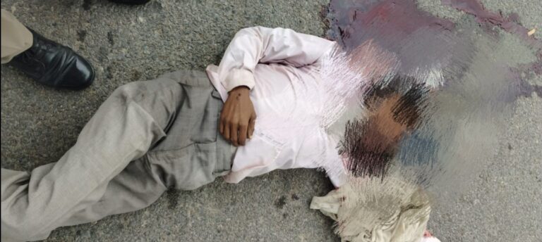 हादसा-अज्ञात वाहन की चपेट में आने से पिता की मौत पुत्र व एक युवक घायल