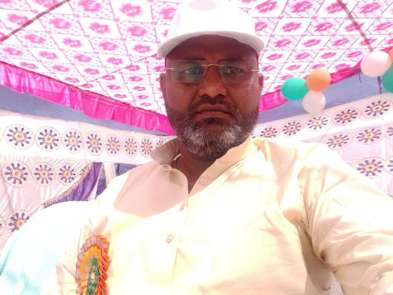 Sonabhadra-जिला संरक्षक पद का कमान सौपा गया, शिक्षामित्रों के नेता रहे रविन्द्र नाथ चौधरी को