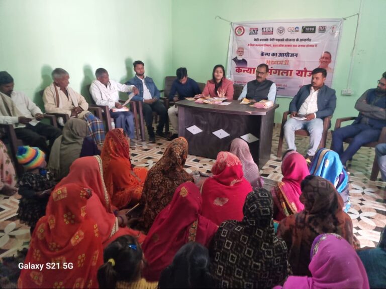 अपनी प्रतिभा व क्षमता को निखारें महिलाएं: साधना मिश्रा