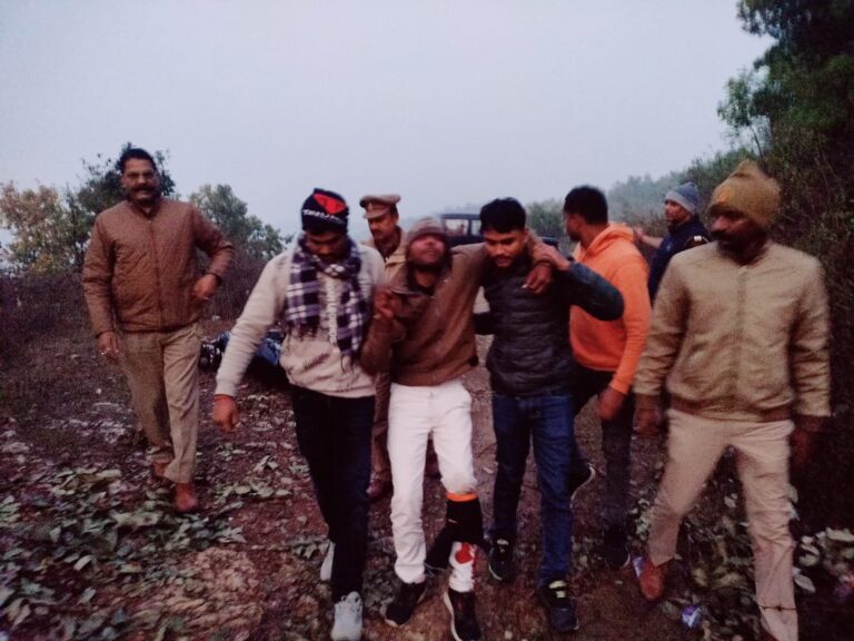 सोनभद्र : भागते पशु तस्कर को पैर में मारनी पड़ी गोली, दुद्धी क्षेत्र का मामला।