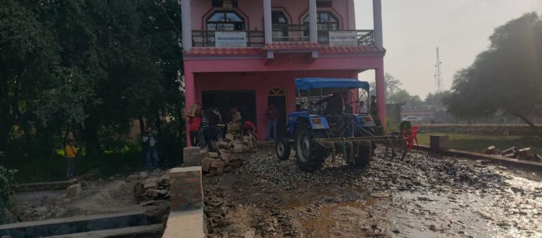 1400 पेटी में 41लाख की एक्सपायरी शराब को कराया गया नष्ट।