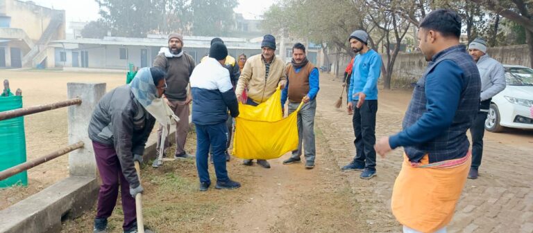 2100 दीपों से जगमगायेगा पारदेश्वर महादेव मंदिर मुर्धवा रेनुकूट- संयोजक आशीष मिश्रा
