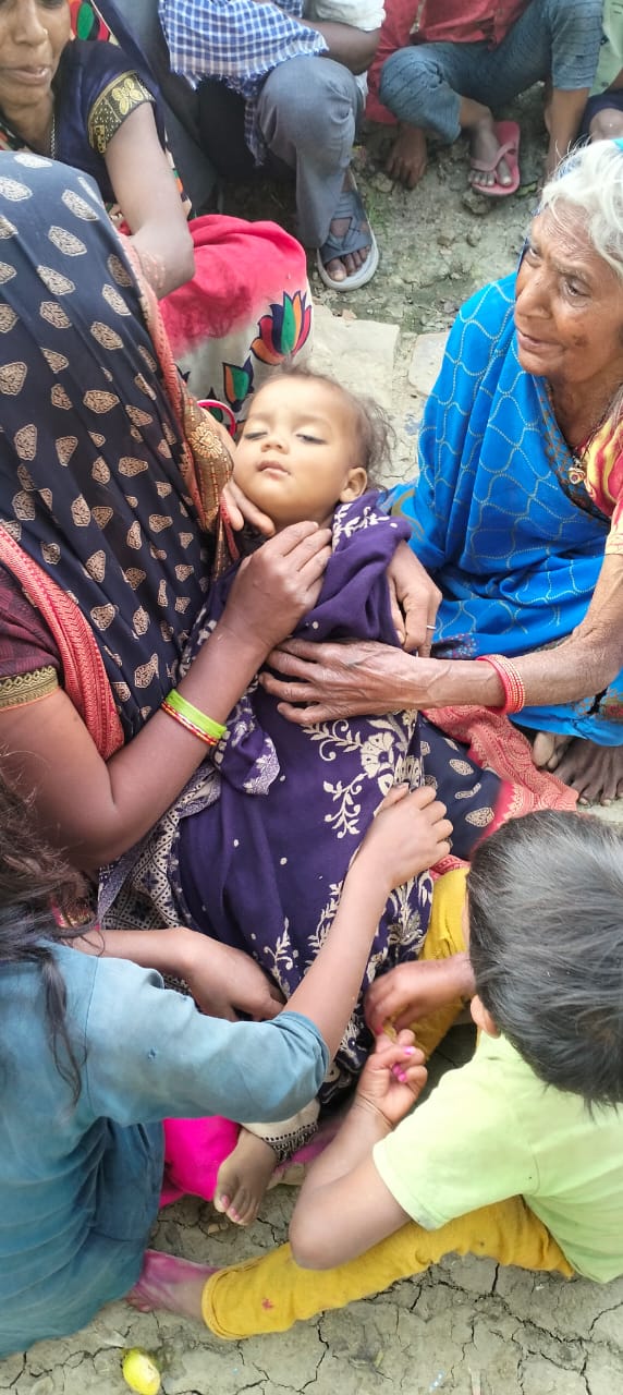 खेलते समय मासूम का पैर फिसला,मासूम की मौत, घर में मचा कोहराम