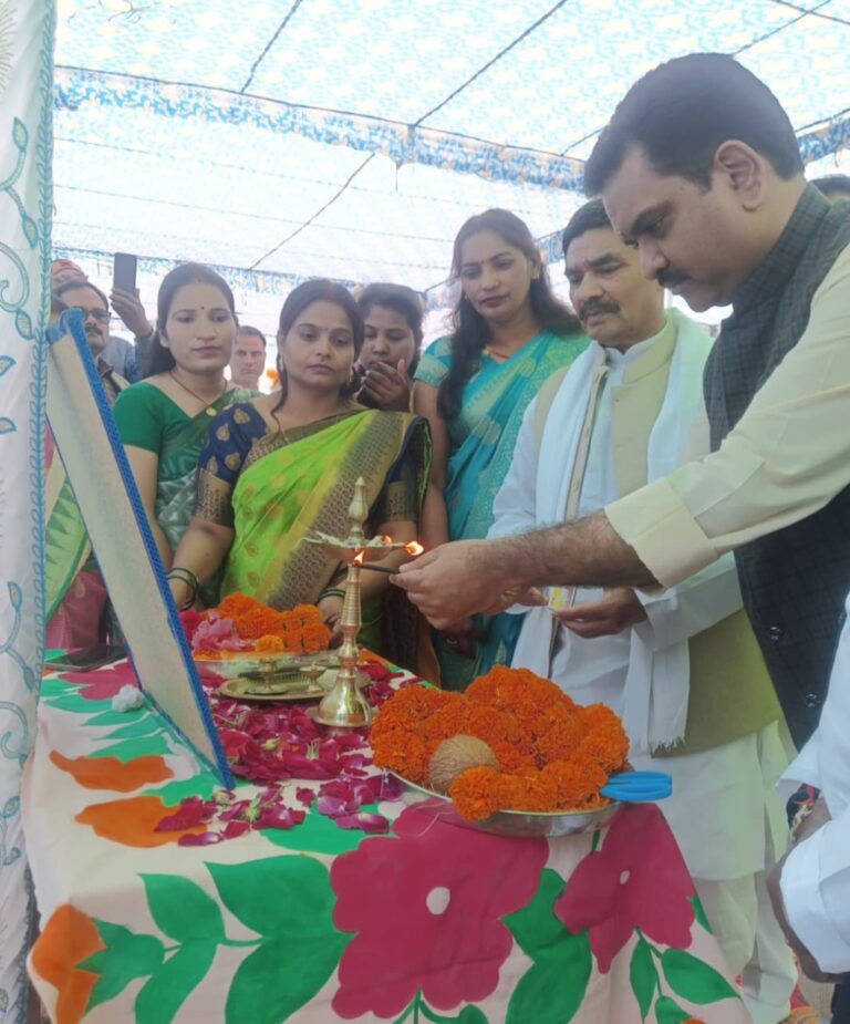 डायट परिसर में निपुण विद्यालय सम्मान समारोह का हुआ आयोजन