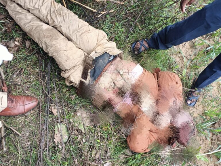 Breaking:रेलवे ट्रैक के बगल मे संदिग्ध परिस्थितियों में दो युवकों का मिला शव