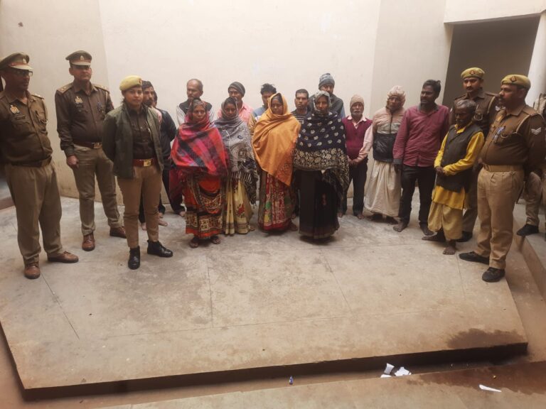 पन्नूगंज पुलिस ने 15 वारंटी को किया गिरफ्तार।
