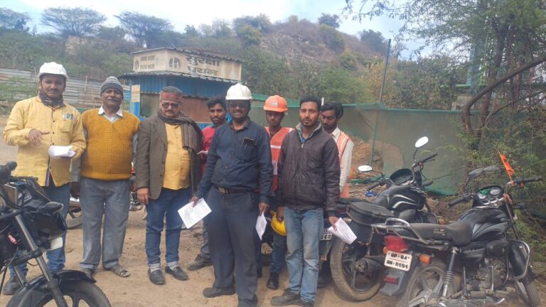 ओबरा सी में मजदूरों से हो रही आधुनिक गुलामी का लगाया आरोप – वर्कर्स फ्रंट