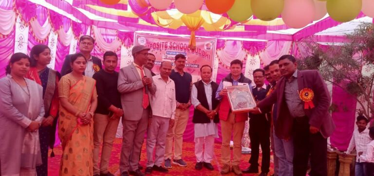 सांस्कृतिक वार्षिक उत्सव में वीरांगना रानी लक्ष्मीबाई नाट्य , शिव तांडव सहित विभिन्न कार्यक्रमों की प्रेरक प्रस्तुति ने मन मोहा।