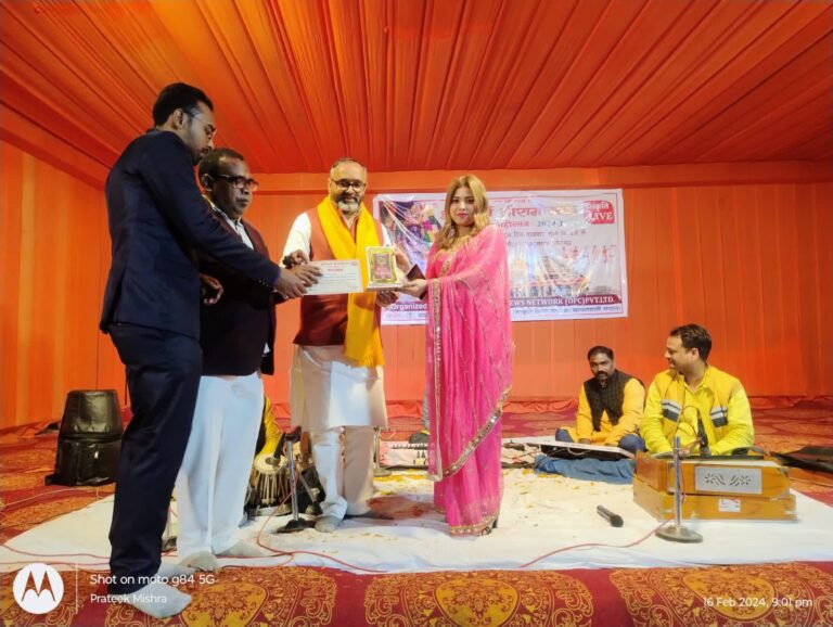 राम लीला मैदान में लोकगीतों की बही बयार।