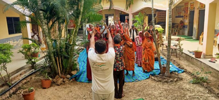 वृद्धा आश्रम छपका में योग शिविर का आयोजन।