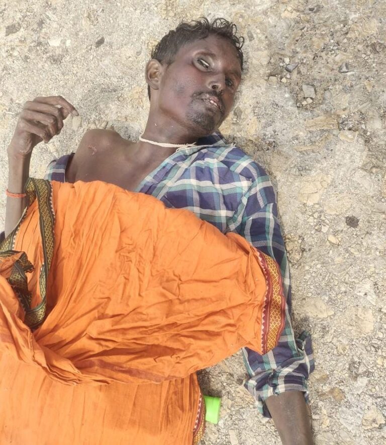 अज्ञात व्यक्ति का मिला शव क्षेत्र में सनसनी जांच में जुटी पुलिस