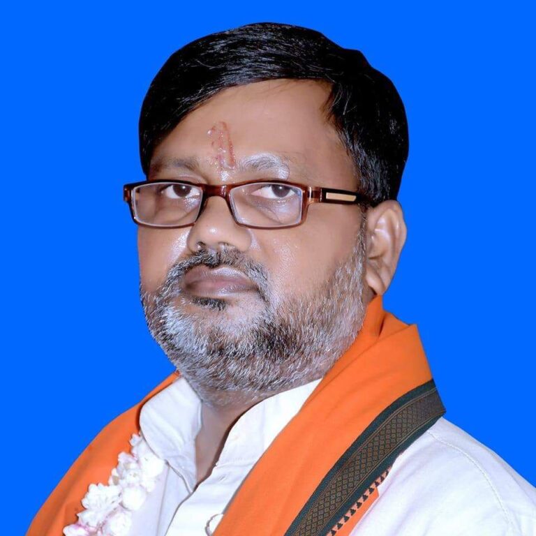 भाजपा जिला अध्यक्ष नन्दलाल गुप्ता के पहल पर बनवासी सेवा आश्रम छात्रावास दुद्धी में छाया उजियाला।