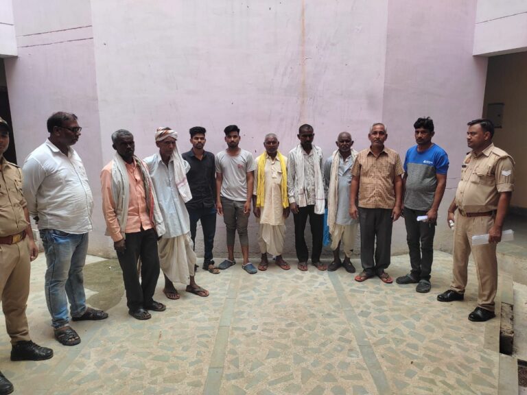 दुद्धी पुलिस ने 10 लोगों का शांति भंग में गिरफ्तार कर न्यायालय भेजा।