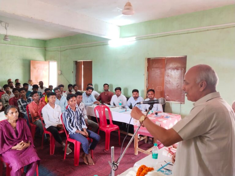 विकास का मॉडल मनुष्य व प्रकृति के हितों को ध्यान में रखकर बनाया जाना चाहिए – श्रीकान्त पांडेय