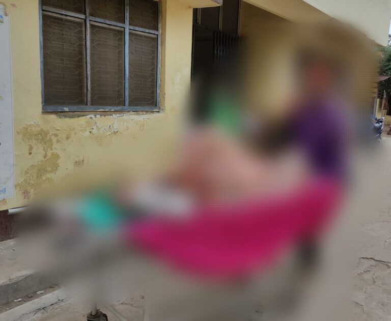 नाबालिग किशोरी से अनुदेशक ने किया दुष्कर्म, मुकदमा दर्ज। किशोरी जिला अस्पताल के लिए रेफर।