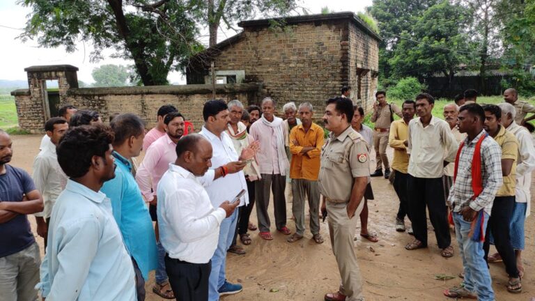 जमीन संबंधी विवाद में घायल महिला के उपचार के दौरान मौत मामले में पांच की हुई गिरफ्तारी , लेखपाल की भूमिका संदिग्ध।