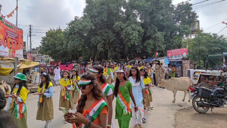 जश्ने आजादी की 78 वीं वर्षगांठ पर प्रभात फेरी संग कार्यक्रम की रही धूम।