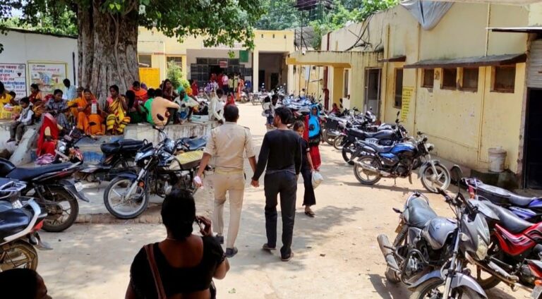 मानवता हुई शर्मसार 8 वर्षीय छात्रा से गांव के अधेड़ राजमिस्त्री ने किया दुष्कर्म, गिरफ्तार।