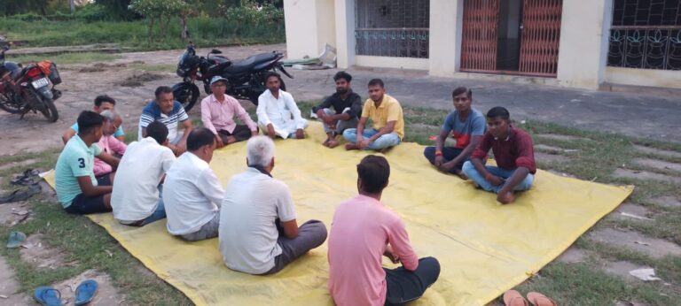 उदय शर्मा दुर्गा पूजा समिति महुली के अध्यक्ष शिवनाथ यादव सचिव बने।