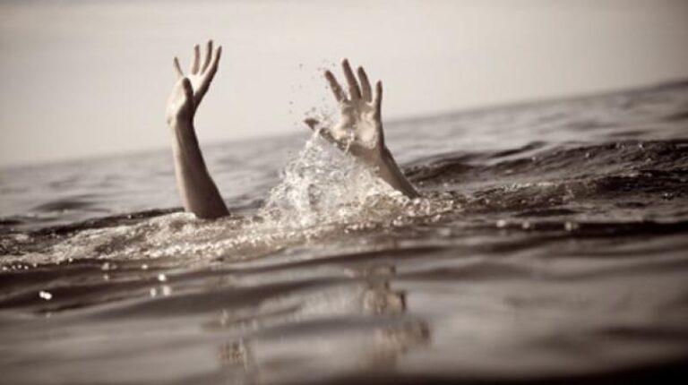 Sonbhadra News: पोखरे में डुबने से छः वर्षीय बालक की मौत