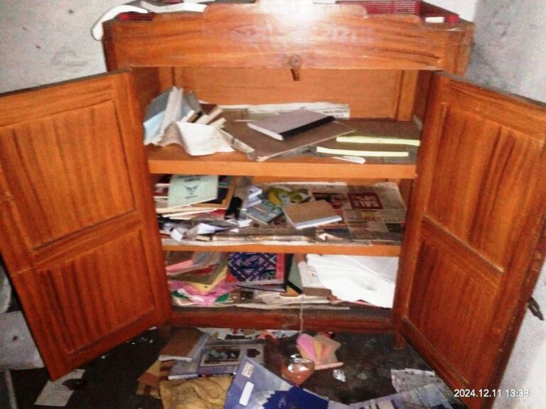 Sonbhadra News: बीना परियोजना कालोनी में स्थित गौरव कंस्ट्रक्शन के स्टोर एवं ऑफिस में हुई लाखो की  चोरी।