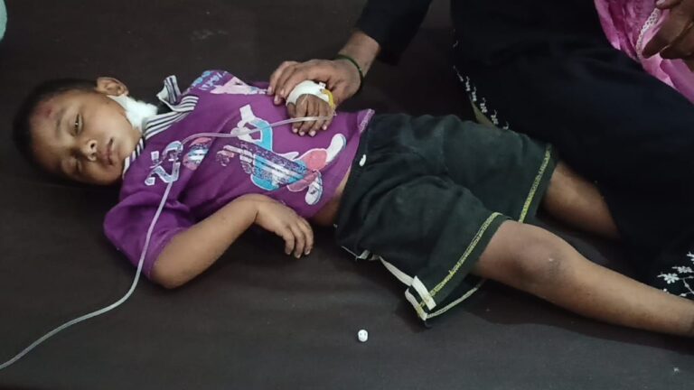 महुली गांव में बाइक के धक्के से एक मासूम बालक हुआ घायल, अस्पताल में इलाज जारी