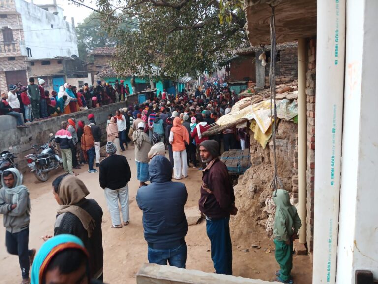 गुजरात में जहरीली गैस रिसाव से सोनभद्र के दो युवकों की मौत, गांव में मातम का माहौल