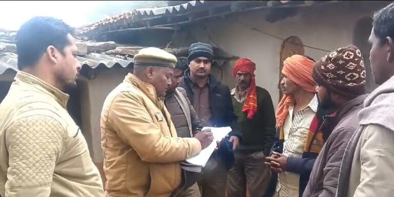 Sonbhadra : संदिग्ध परिस्थितियों में विवाहिता ने लगाई फांसी, इलाके में सनसनी।