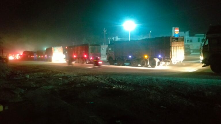 Sonbhadra News : महाकुंभ से लौट रहे वाहनों के हादसों में सोनभद्र बना संवेदनशील क्षेत्र, दुर्घटनाओं के आंकड़े बढ़े