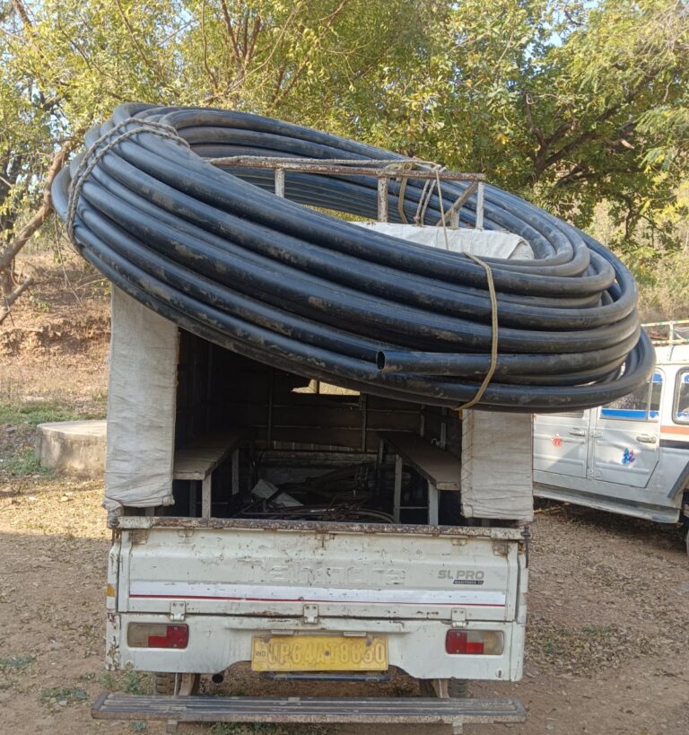 Sonbhadra News : डुमरडीहा मे घर-घर जल मिशन के अंतर्गत जी0वी0पी0आर0 कम्पनी द्वारा बिछाई जा रही पाईप की चोरी कर रहे 02 व्यक्ति को मय वाहन किया गिरफ्तार