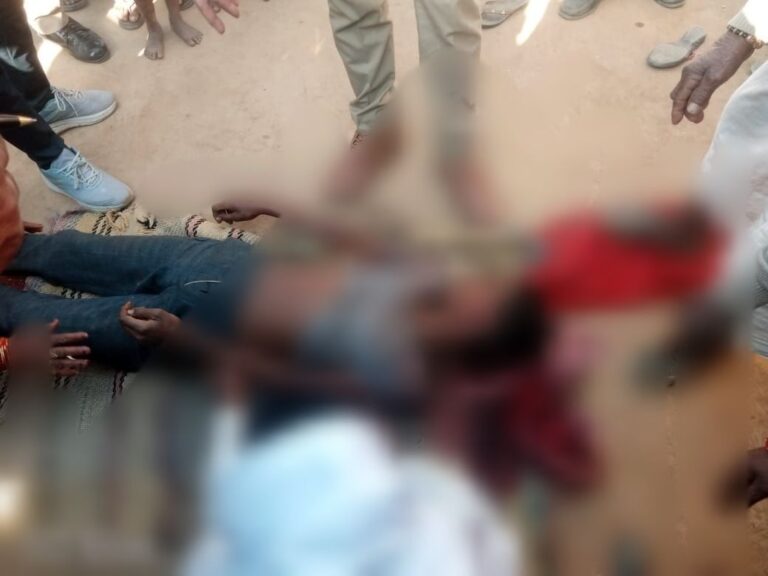 Sonbhadra News : पेड़ से गिरकर 13 वर्षीय बालक की दर्दनाक मौत, गांव में शोक की लहर