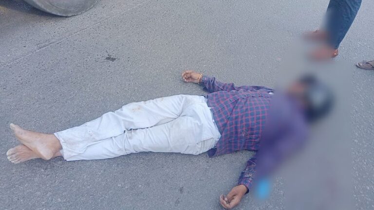 Sonbhadra News : सड़क हादसे में बुलेट सवार गंभीर रूप से घायल, अज्ञात बाइक सवार फरार