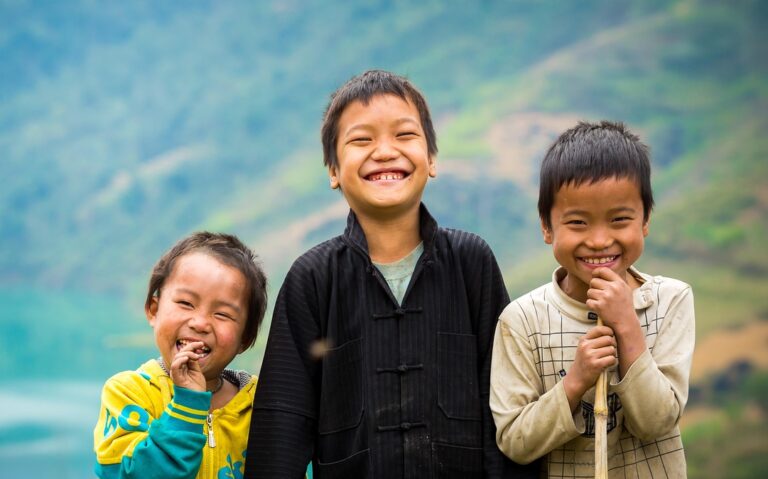 Health Tips : हंसना है सेहत के लिए वरदान, रोजाना कुछ सेकंड की हंसी बढ़ा सकती है उम्र