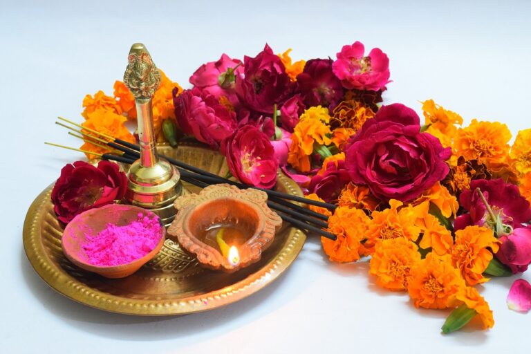 Puja Tips : पूजा-पाठ का सही समय : जानिए कब होती है आराधना अधिक फलदायी