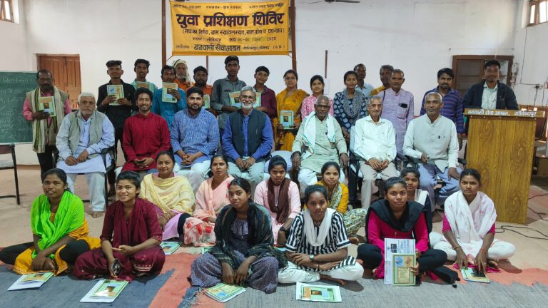 Sonbhadra News : युवाओं को बहनों के घरेलू कामों में देना चाहिए सहयोग : शुभा प्रेम