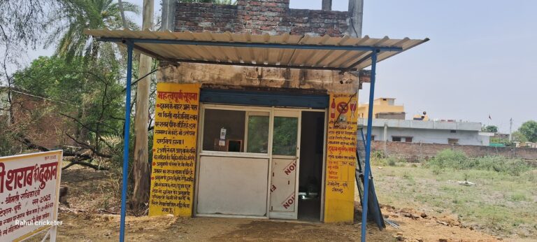 राबर्ट्सगंज: देसी शराब की दुकान में सेंधमारी, 35 हजार नकद और 5 पेटी शराब चोरी।