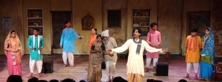 आदित्य बिरला इंटर कॉलेज रेणुकूट में हुआ एक दिवसीय नाट्य समारोह का आयोजन।