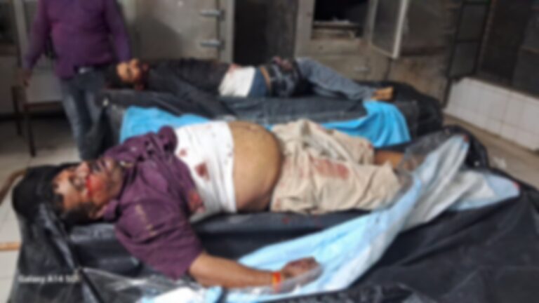 Sonbhadra News : आर्टिका वाहन की ट्रैक्टर से भिड़ंत में दो की दर्दनाक मौत, एक घायल