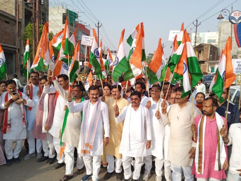 ऑपरेशन सिंदूर की सफलता व भारतीय सेना के शौर्य को लेकर निकाली गई विशाल तिरंगा।