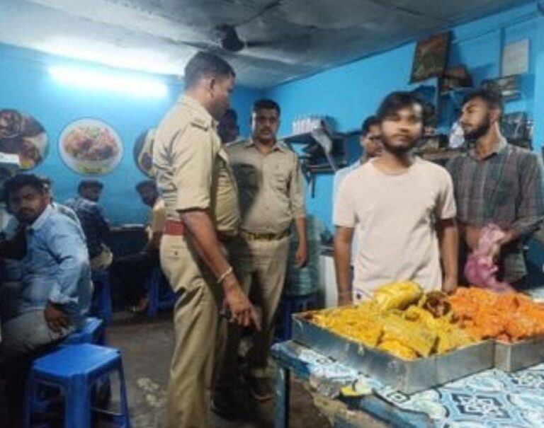 Sonbhadra News: रेनुकूट मे दुकान में बैठकर शराब पीने पर रोक, होटल और ढाबों को भी चेतावनी– आबकारी विभाग की कार्रवाई