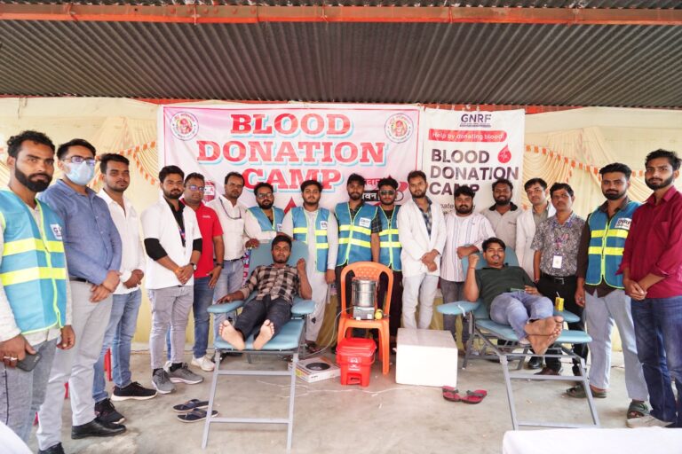 गरीब नवाज रिलीफ फाउंडेशन द्वारा सफल रक्तदान शिविर का आयोजन।