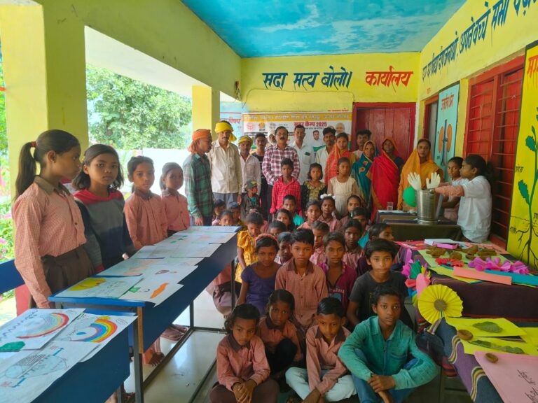 म्योरपुर : “रोचक गतिविधियों और नवाचार से सजा समर कैंप का समापन समारोह.”