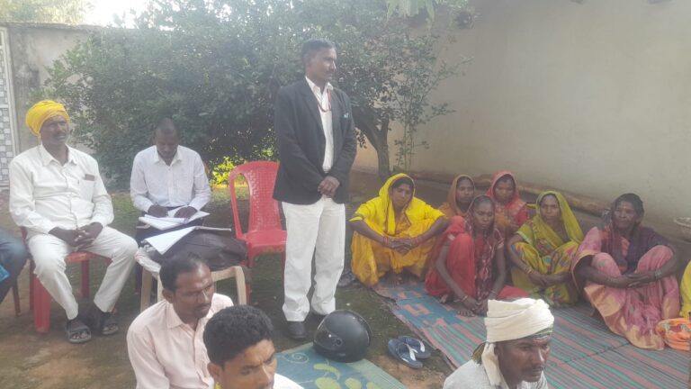 आदिवासियों का उत्पीड़न बर्दाश्त नहीं : एड. संतोष कुमार