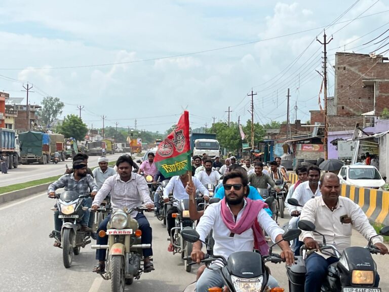 नवनियुक्त राष्ट्रीय सचिव नागेंद्र पासवान का डाला में हुआ भव्य स्वागत, शहीद स्थल तक निकाली गई बाइक रैली.