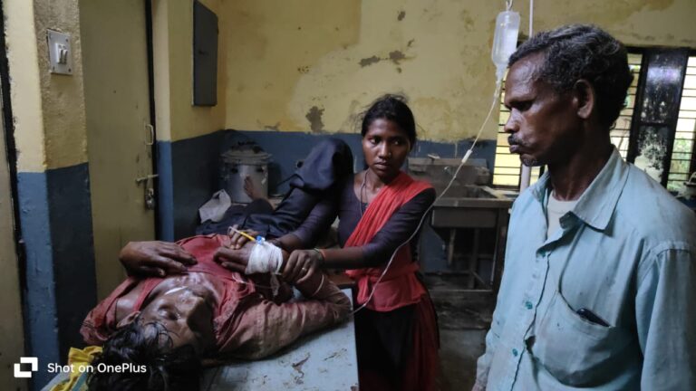 धारदार हथियार से सुनसान स्थान पर ले जाकर हत्या का प्रयास, अस्पताल पहुँचे मरीज को चिकित्सक ने किया रेफर.