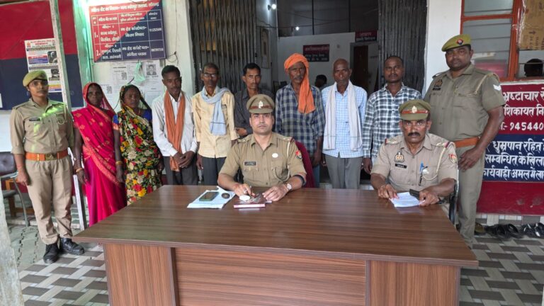 म्योरपुर पुलिस ने आठ वारण्टी अभियुक्तों को किया गिरफ्तार.