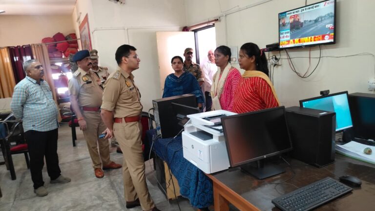 एसपी द्वारा पुलिस कार्यालय के समस्त शाखाओं का किया गया निरीक्षण.