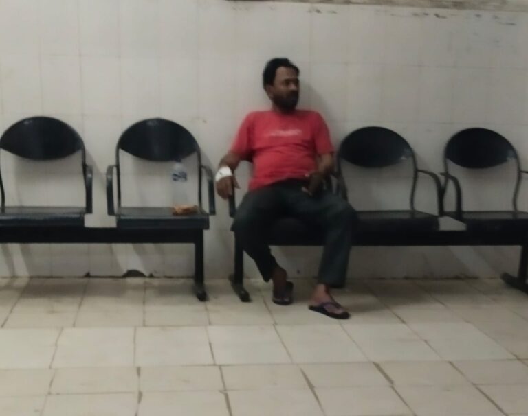 डाला पुलिस चौकी क्षेत्र में सर्पदंश से फैक्ट्री कर्मी घायल, चोपन सीएचसी में चल रहा इलाज